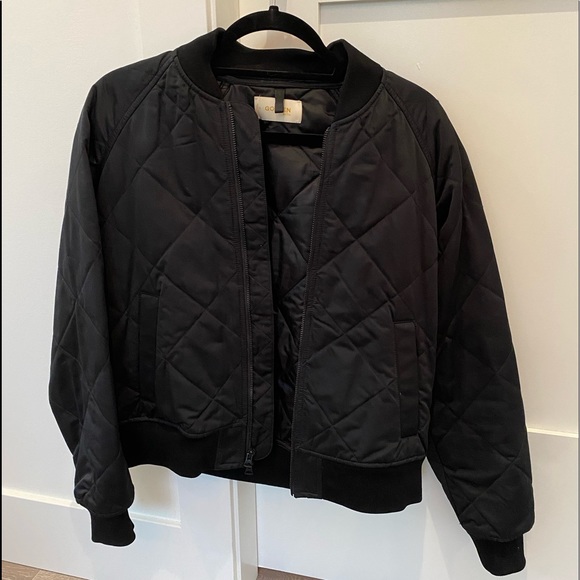 Aritzia black bomber jacket size small - Picture 1 of 1
